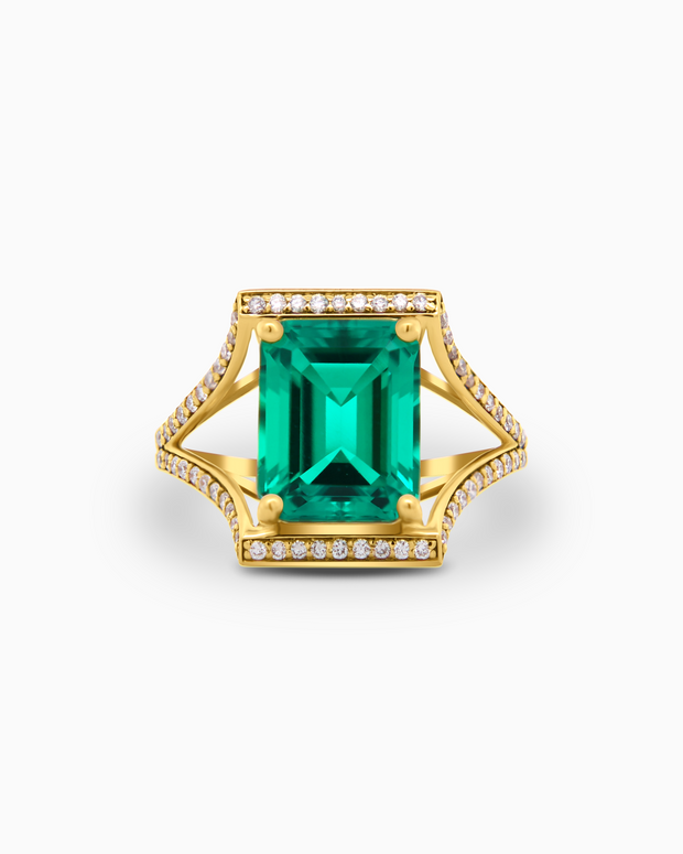 Regal Green Emerald-Cut Ring in 18K Yellow Gold
