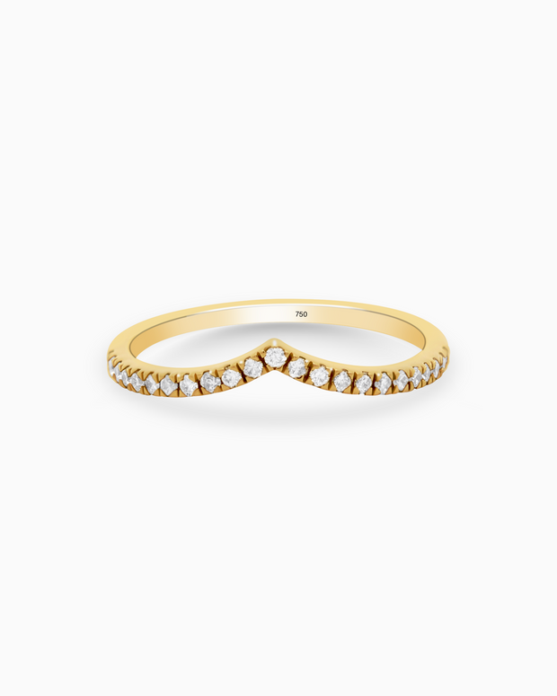 18K Gold Round Brilliant Diamond Delicate Pavé Chevron Band