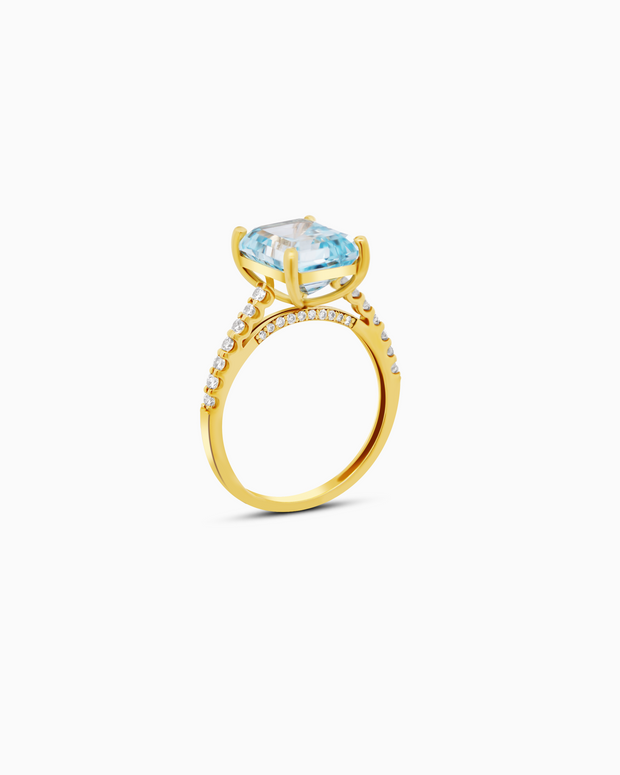 5.10 CT Emerald Cut Lab Grown Sapphire Ring – 18K Yellow Gold
