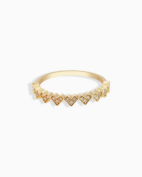 18K Gold Round Brilliant Diamond Charming Solitaire Ring