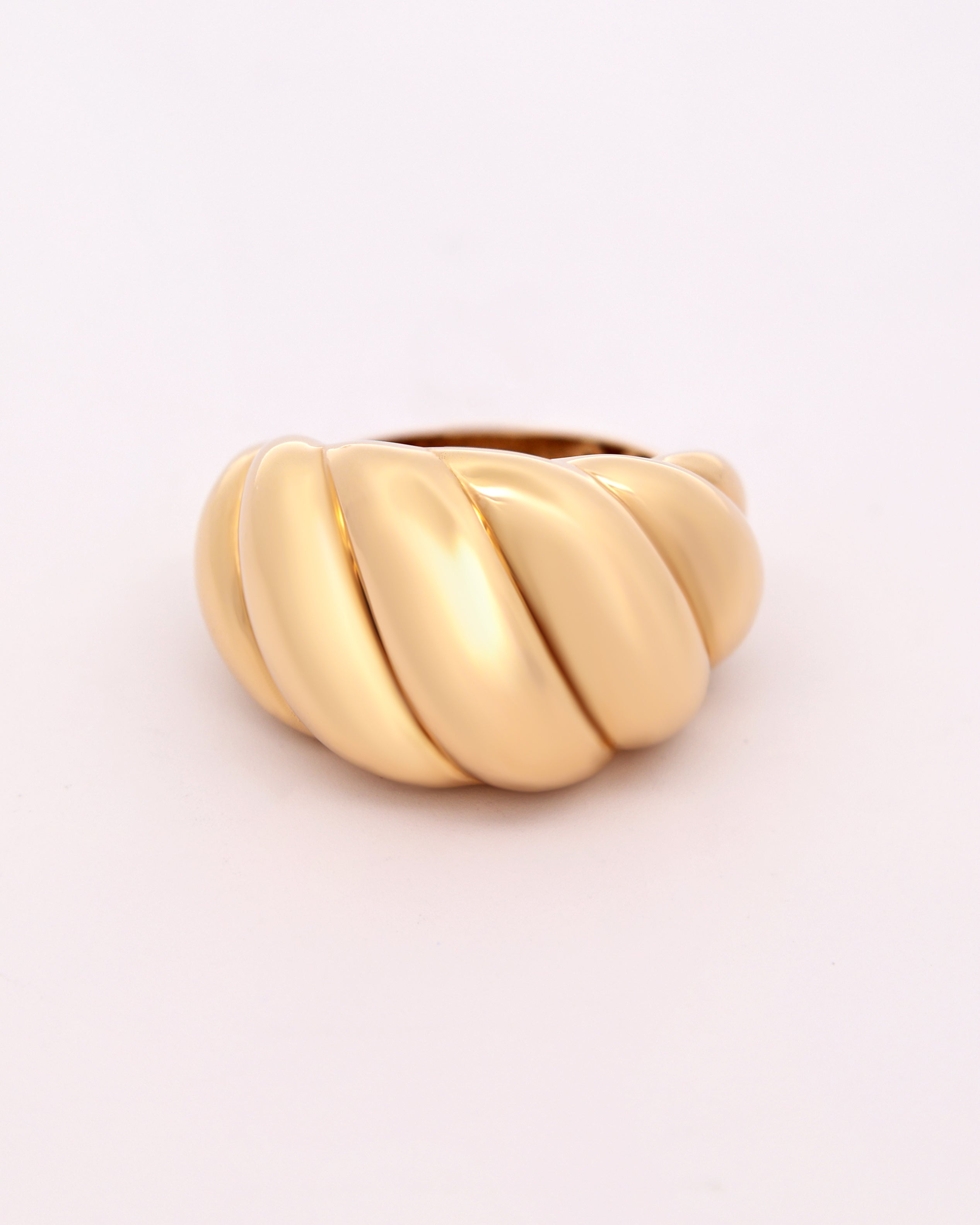 18K Gold Twisted Dome Ring – 5.5g