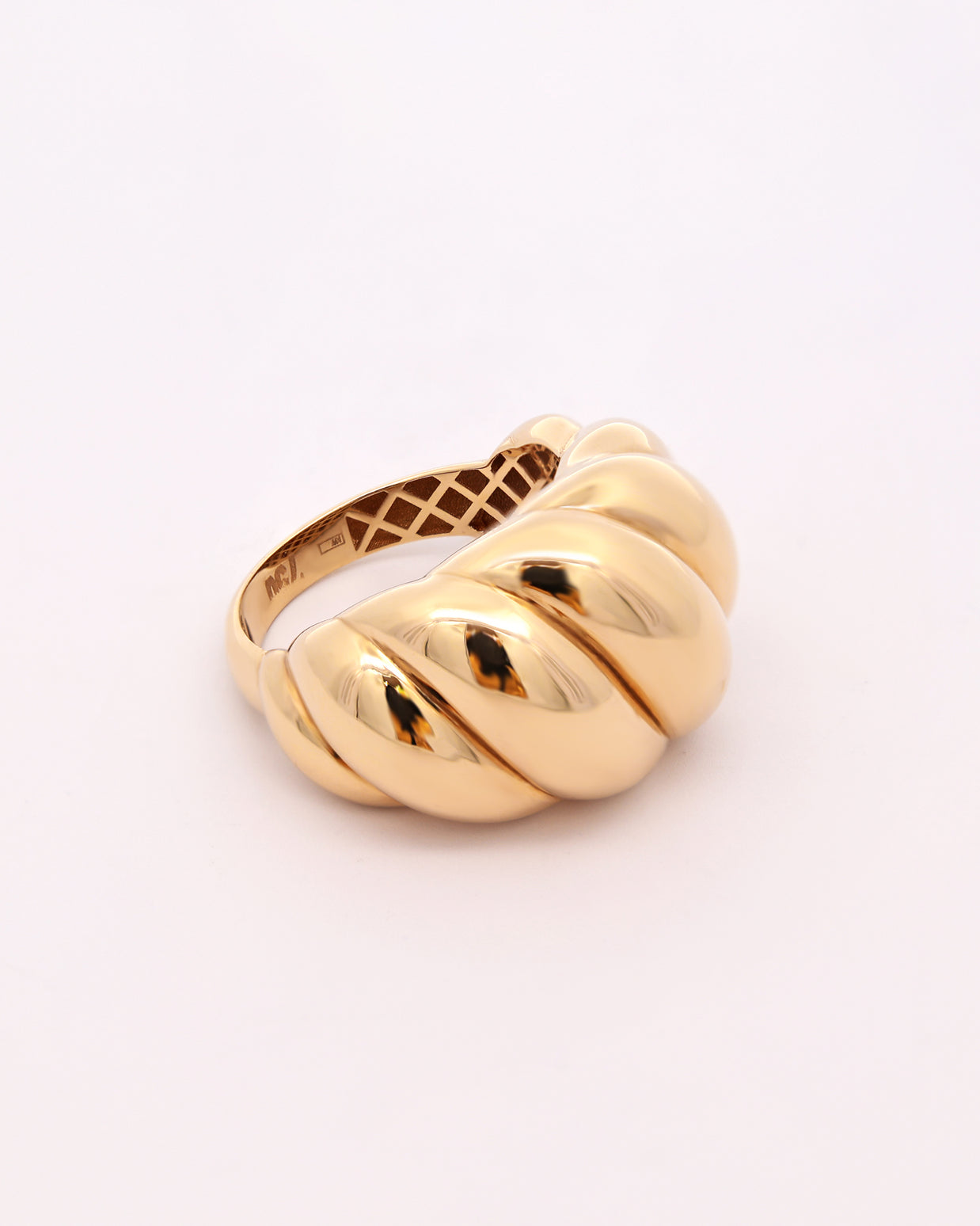 18K Gold Twisted Dome Ring – 5.5g