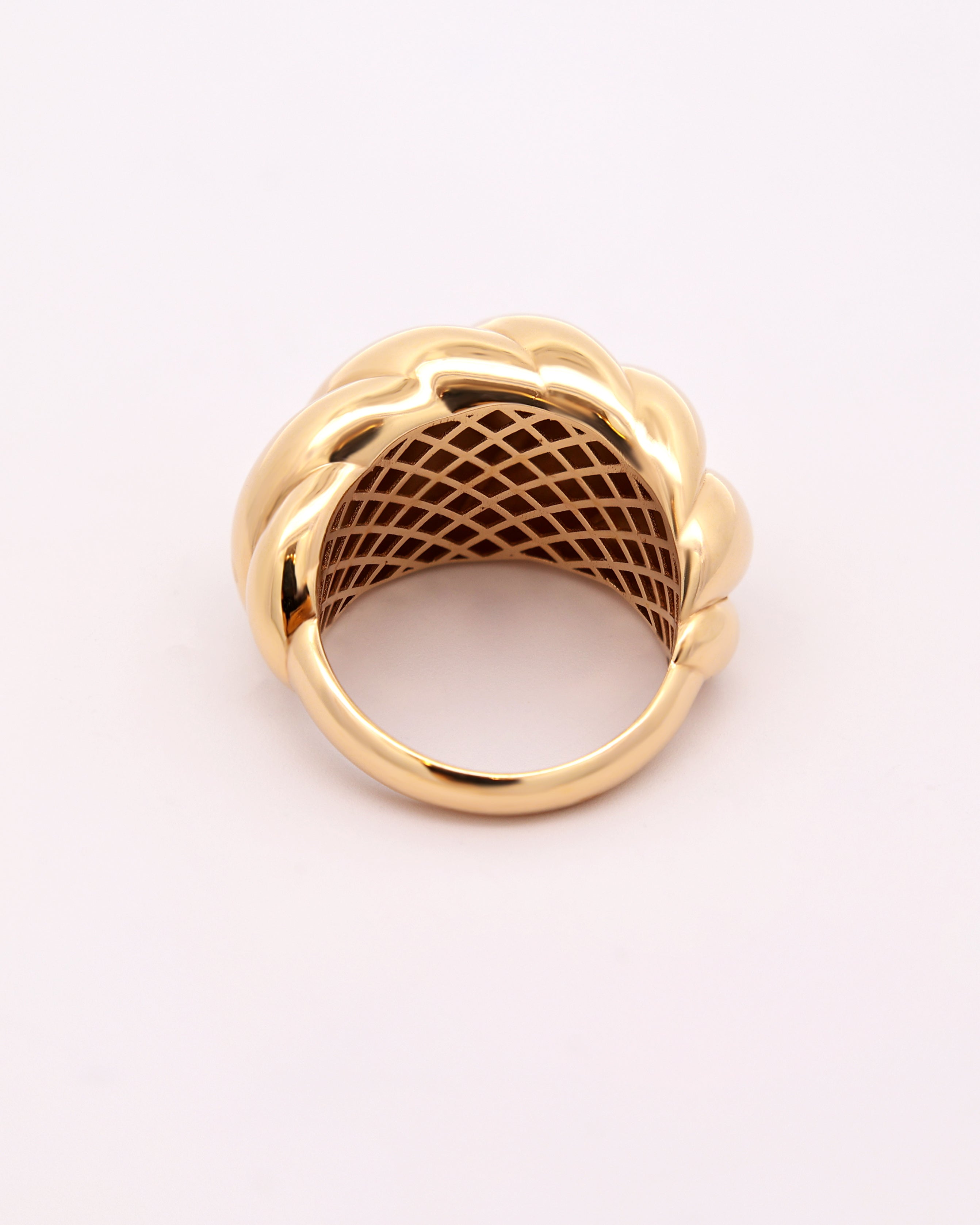 18K Gold Twisted Dome Ring – 5.5g