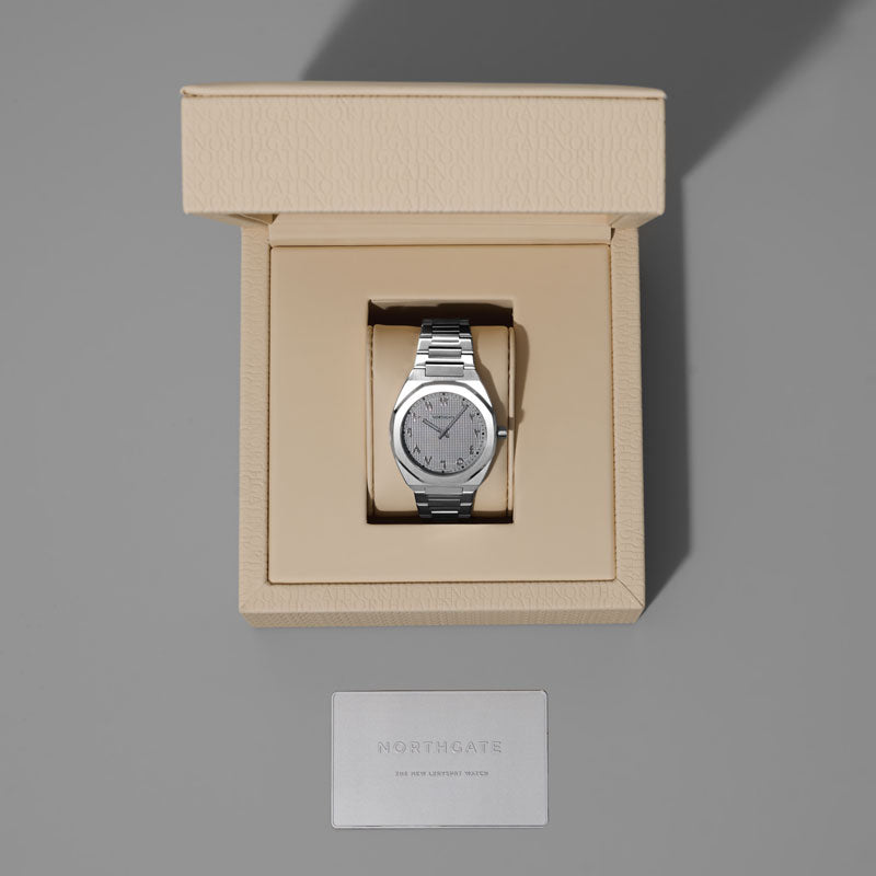 ميناء كلو دي باريس الرمادي