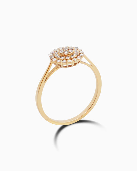 18K Gold Round Brilliant Diamond Bold Solitaire Ring