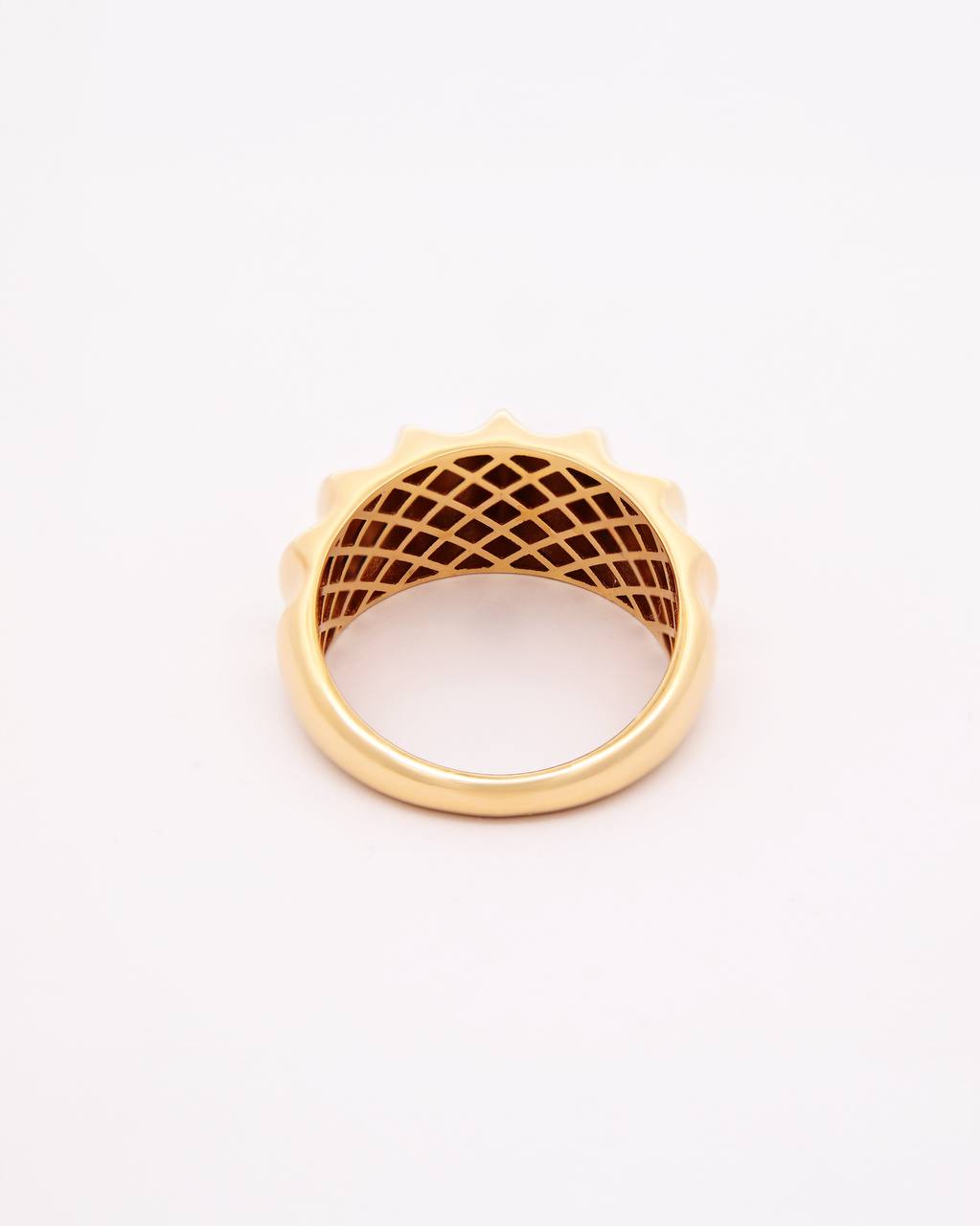 18K Gold Sculpted Dome Ring – 3g